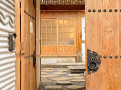 Hanok near Hansung University Station in Seon 3th image