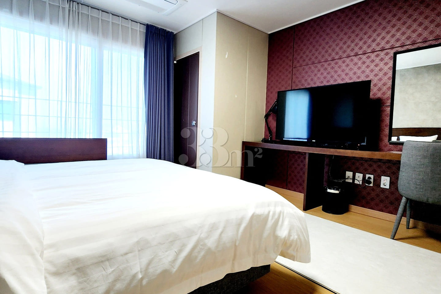 One-month stay at a beachfront duplex with a  7th image