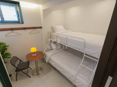 Hotel-quality double bed, suitable for 2 peop 17th image