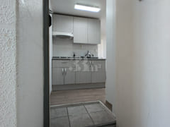 Short-term rental in Millak-dong 3th image