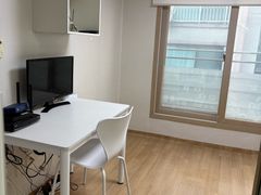Lumet Village, Unit 301 4th image