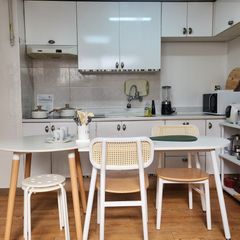 Three-room apartment with good sunlight in Ap Unit Image