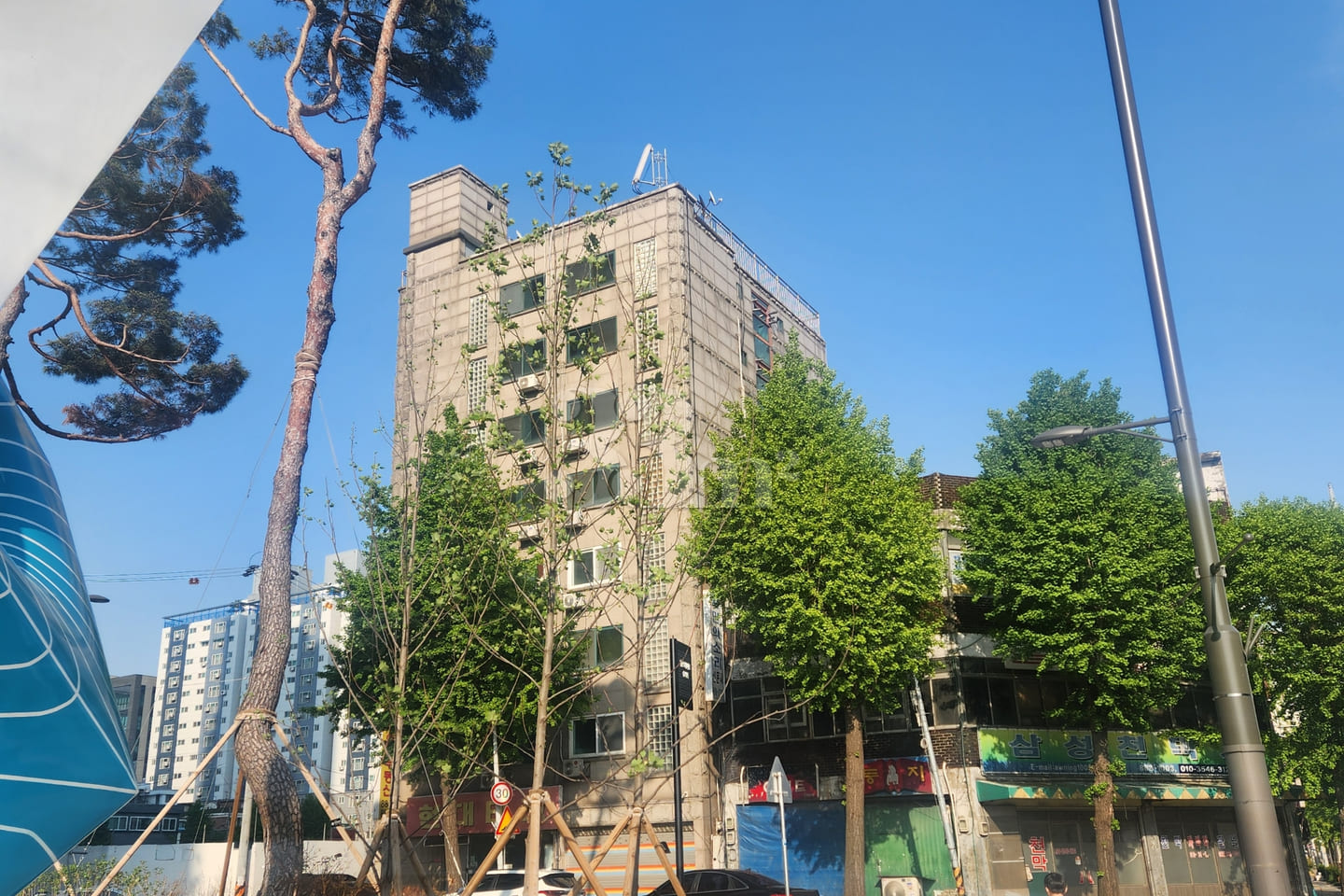 Officetel near Sungui Station 8th image