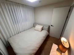 Near Hongik University Main Gate, 3 BR/2 BA 4th image