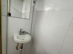 Premium Room No. 8 6th image