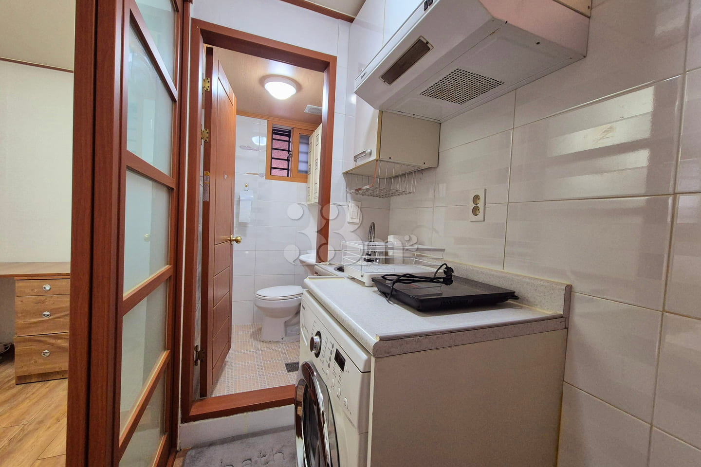 Fully furnished studio apartment near Seoul N 11th image