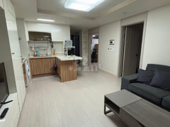 π Cheongju / New 2-room apartment, fully fur 2th image