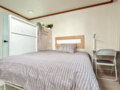 Spacious accommodation in Yeongdeungpo 3th image