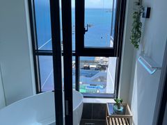 *Ocean House*π 7th image