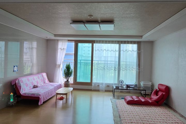 Mandeok House with a Beautiful Sunset 13th image