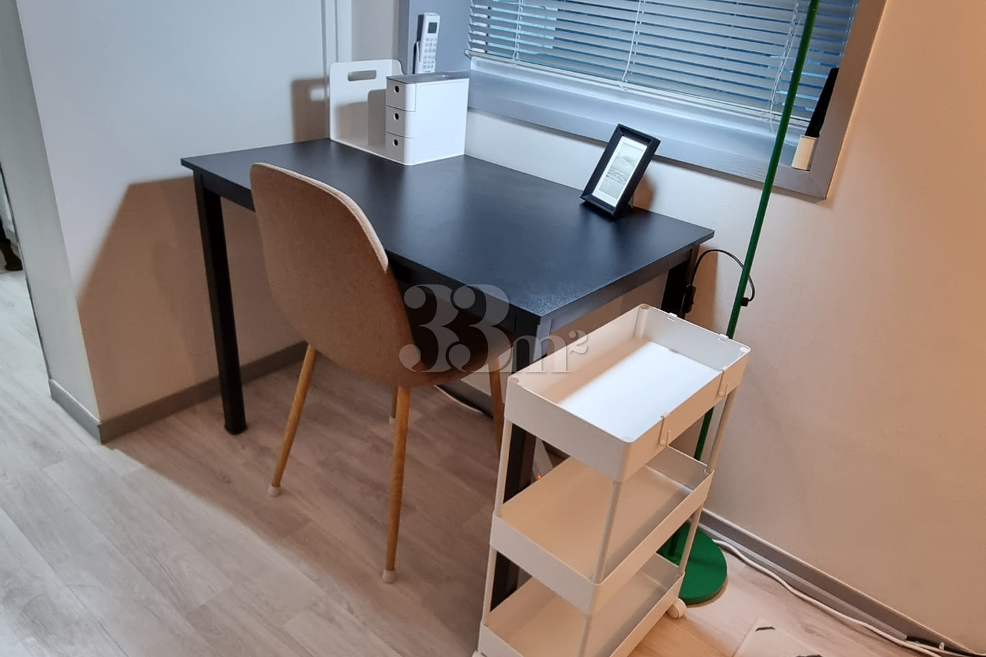 Riverside fully furnished studio, 2nd floor ( 2th image