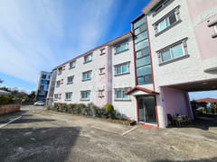 West-facing / Stunning view / Fully furnished 18th image