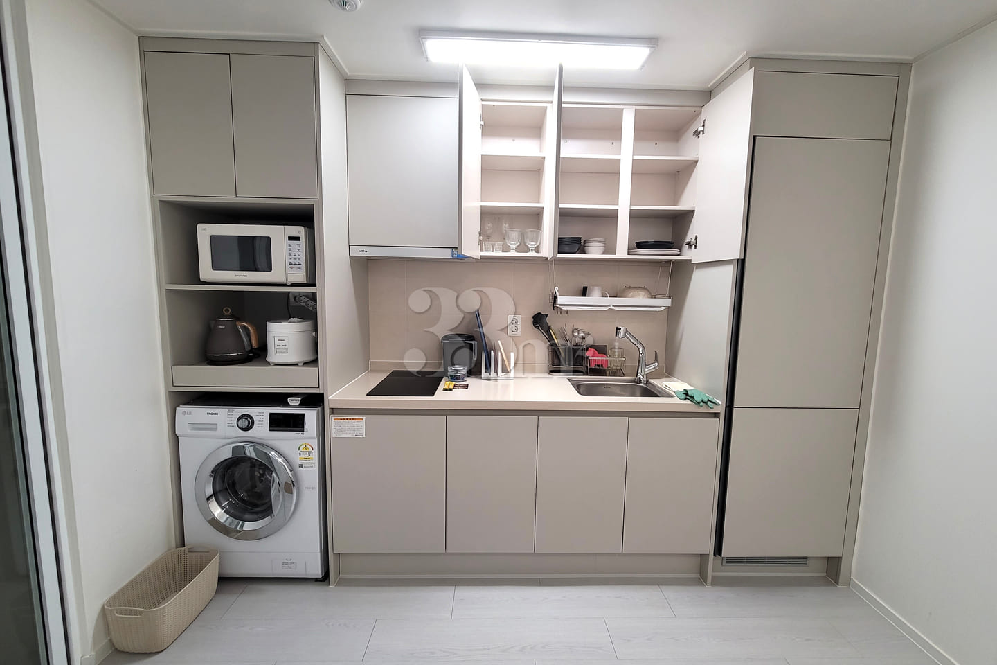 Gwangan-ri Fully Furnished Unit: Discount for 13th image