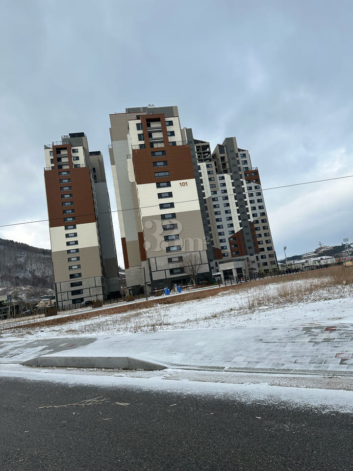 Yongpyeong downtown, new apartment building 방 이미지