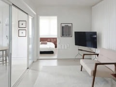 25-pyeong, 2-bedroom apartment with 3 beds 1th image
