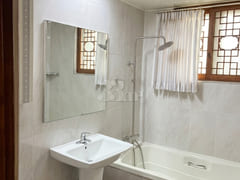 Entire home 8th image