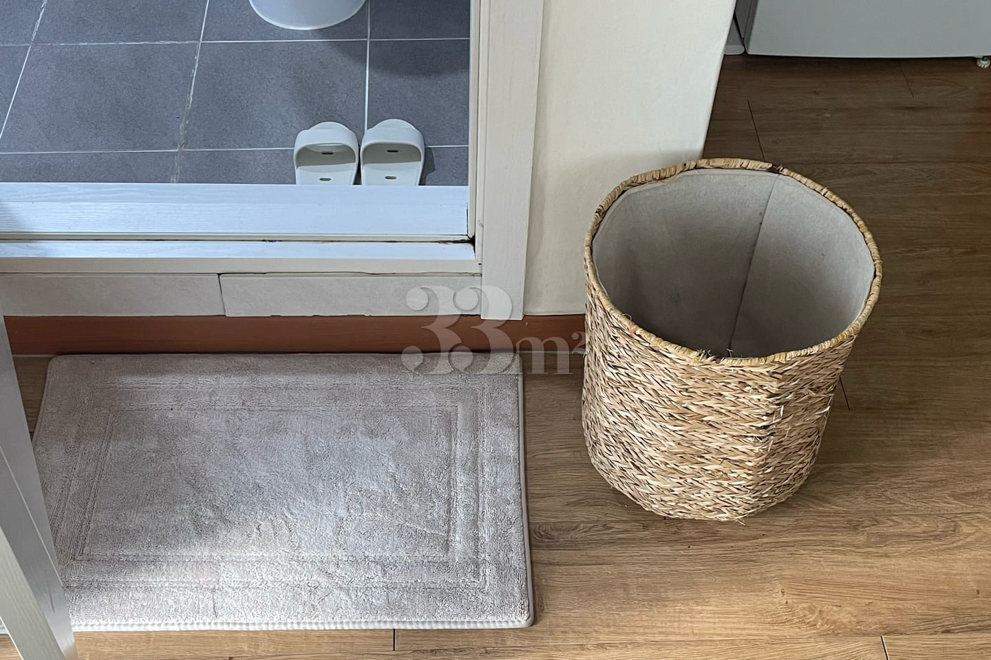 Spacious studio near Hapjeong and Hongdae sta 15th image
