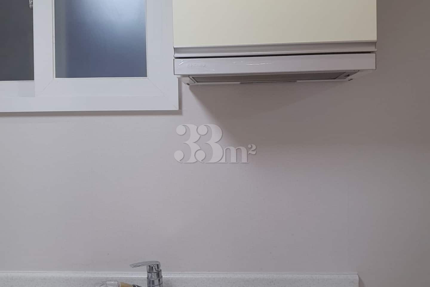 Single Room Central Stay 317 8th image