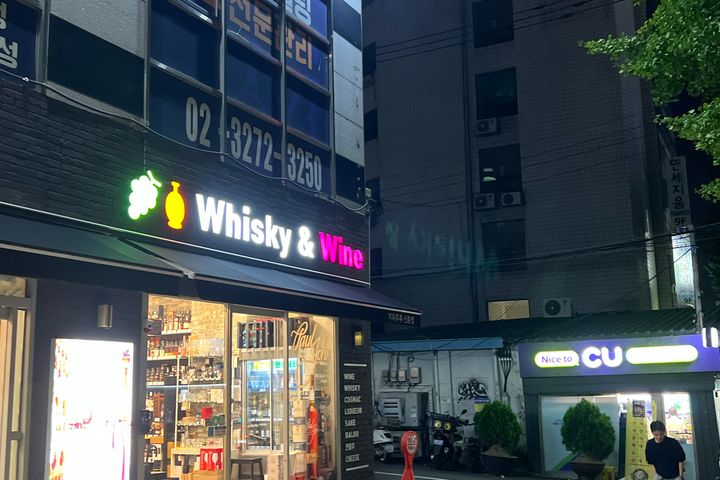 💚 Near Sinchon Station / Fully Furnished 16th image