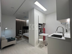 J2๐Fully-furnished Studio Apartment with a G 4th image