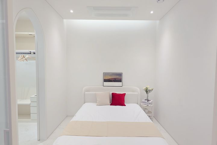 Newly built suite near Cheongdam Intersection 8th image