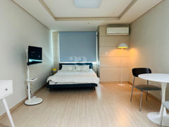 Cozy, fully furnished apartment 3 minutes fro 4th image
