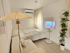 Cozy 2-Room Unit 0th image