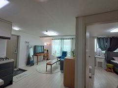Three-room apartment in Junggok-dong with par 0th image