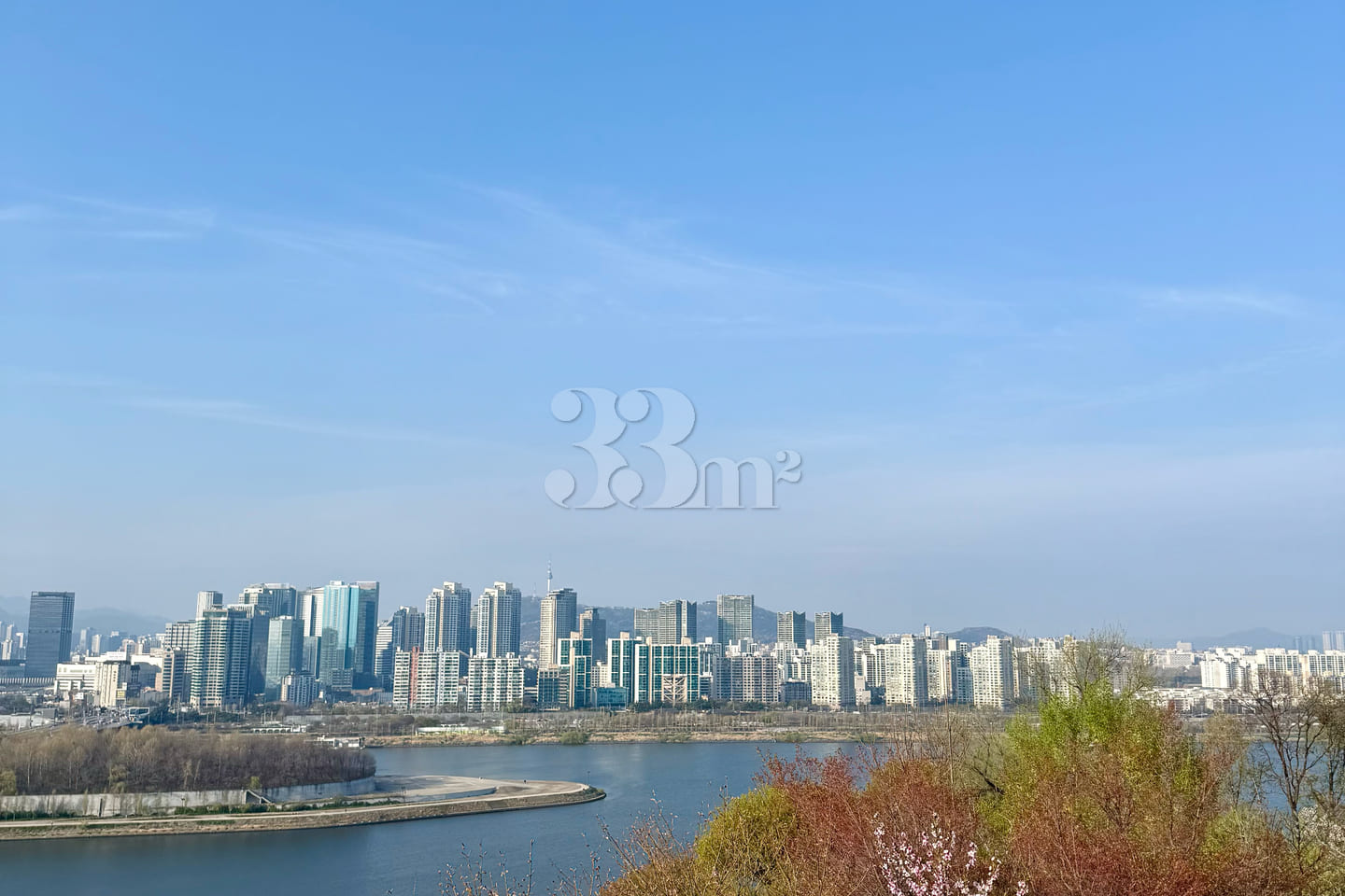 Right by Line 9 🩵 Han River 13th image