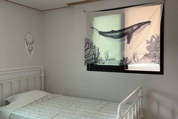Pleasant, fully-furnished studio apartment ne