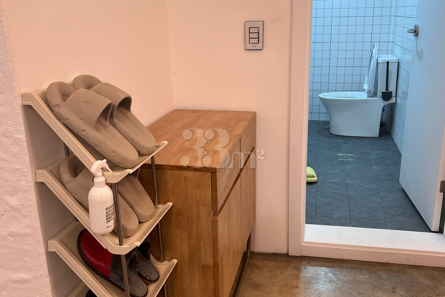 3-bedroom unit with a prime location near Ang 15th image