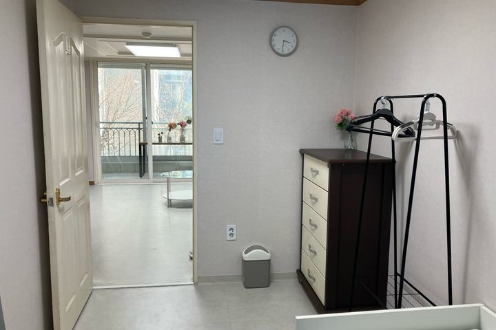 Clean 3-room apartment in Siheung 10th image
