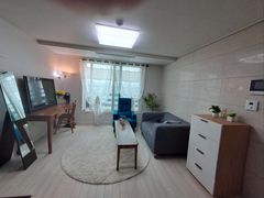 Three-room apartment in Junggok-dong with par 7th image