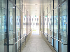 Newly built studio apartment, 3 minutes from 18th image