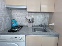 Studio apartment a 1-minute walk from Sajik S 5th image