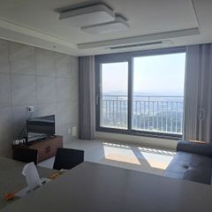 여성 전용 독립된 안방 방 이미지