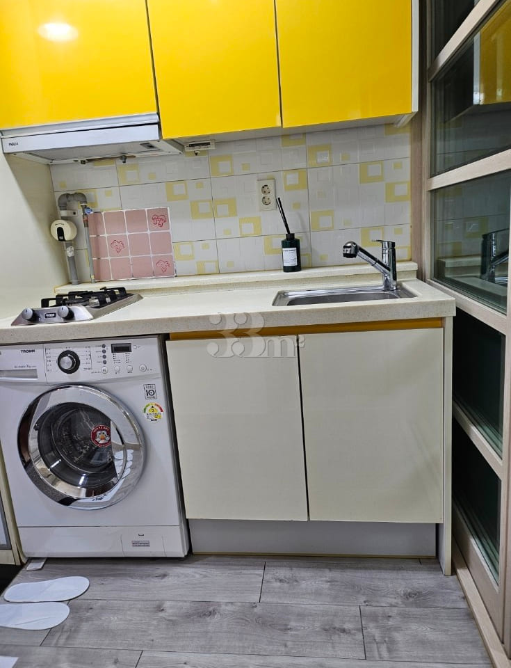 One-room apartment, 45 sq.m., 1 minute from J 8th image