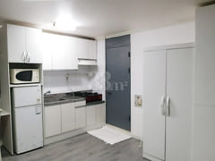 Large studio for 4 people (queen bed) 5th image