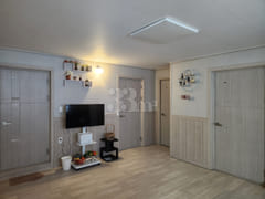 A lovely, well-appointed home 0th image