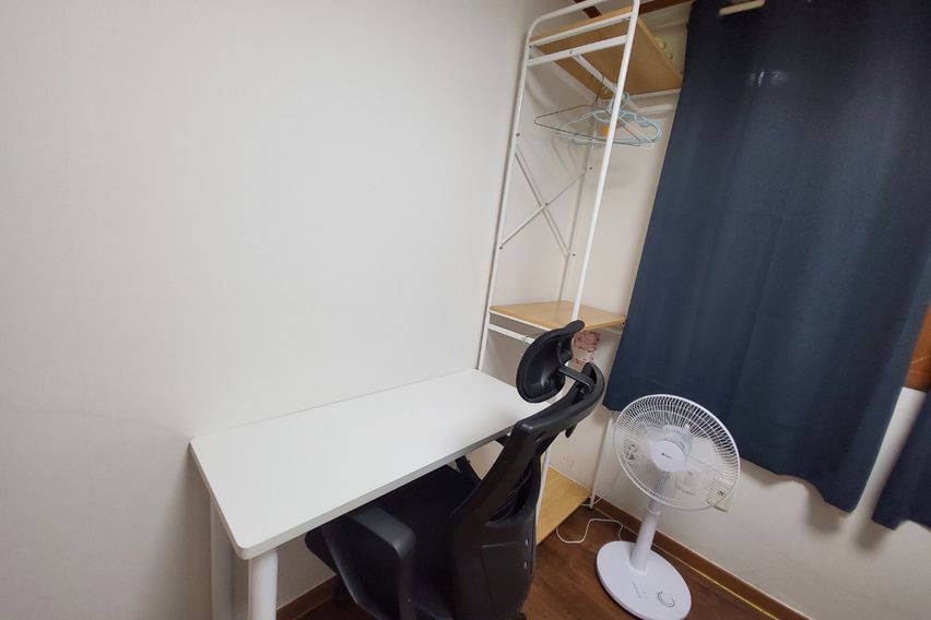 우장산역 봄날 하우스B