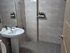This is room 403. 1th image