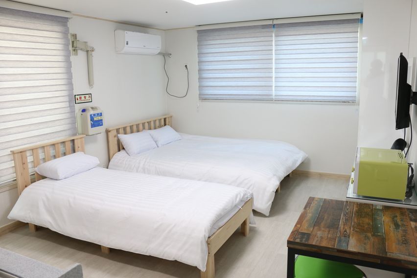 전철역도보5분 3인실F 1번째 이미지