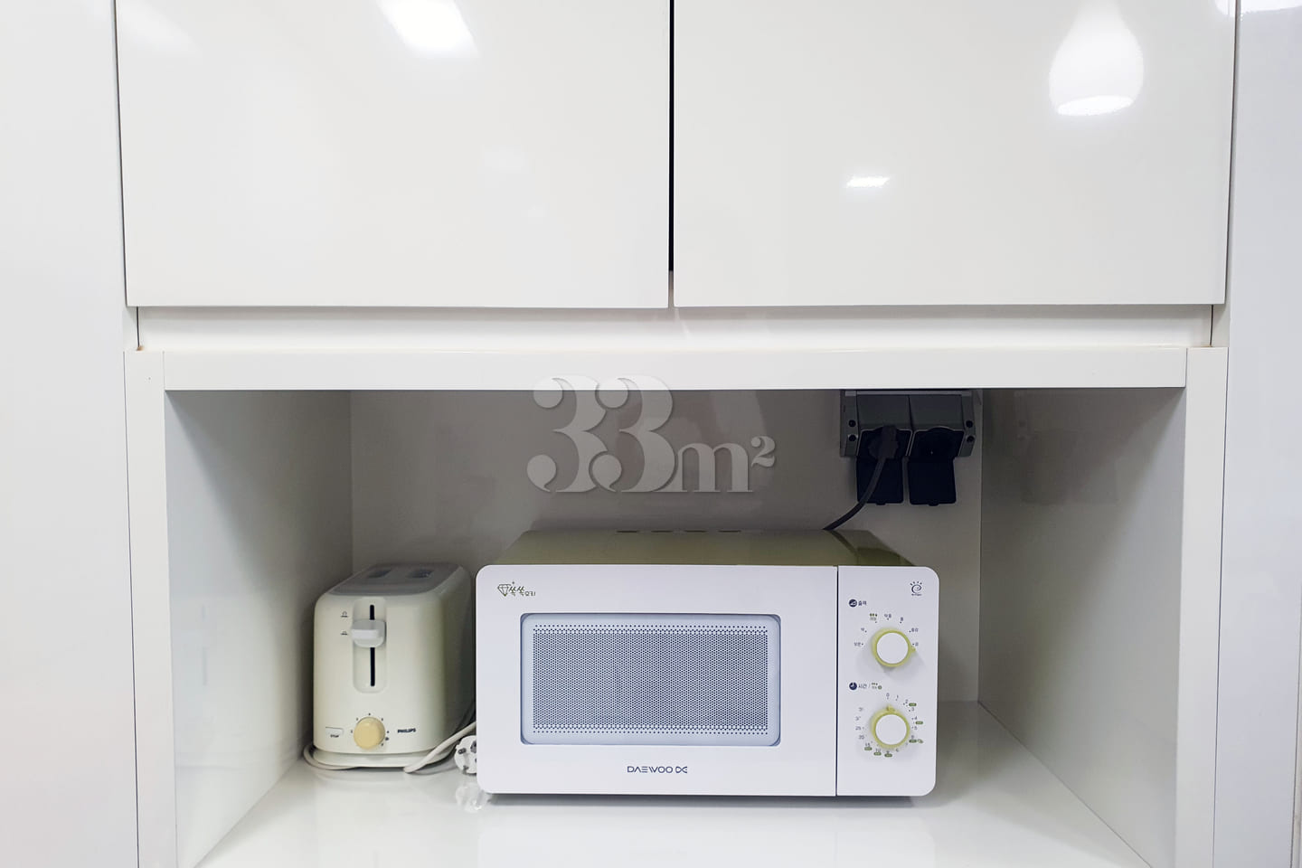 Two-room unit just a 1-minute walk from Haeun 6th image