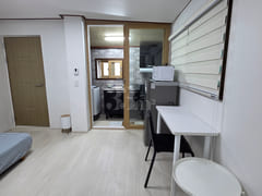 Studio apartment, 2-minute walk to Jeonbuk Na 14th image