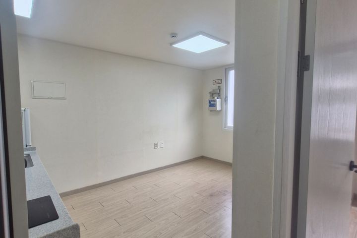 Naju Innovation Geumjeong Officetel 7th image
