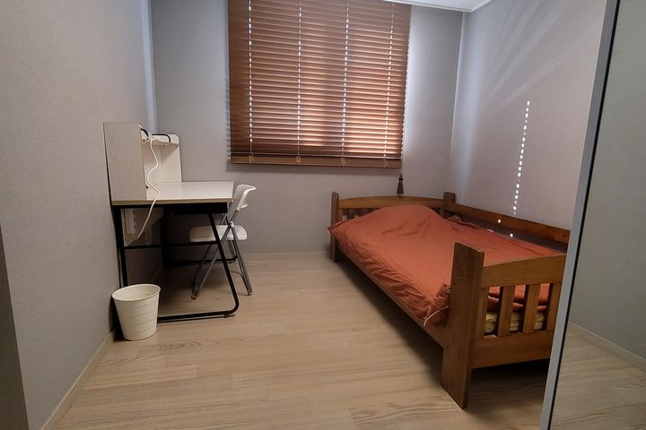 Newly built apartment within walking distance 7th image