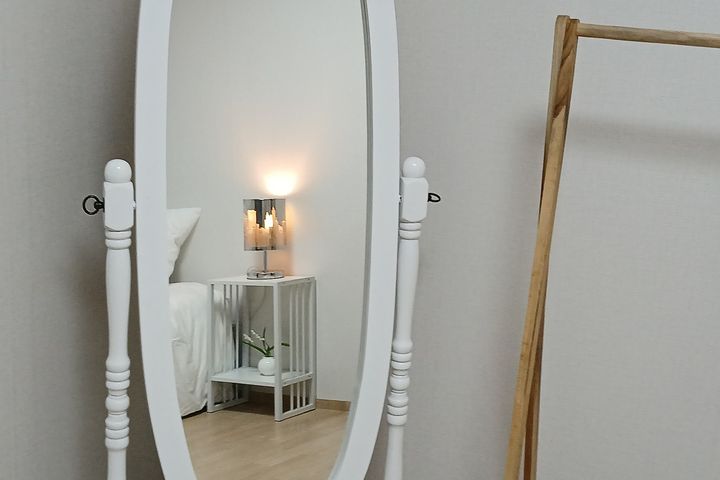 A sun-drenched two-room apartment. 1th image