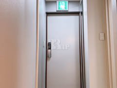 New 2-room apartment, 10 seconds from Gaehwas 7th image