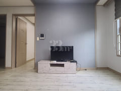 Unit 202, Two-room Apartment, Cheongdang-dong 0th image