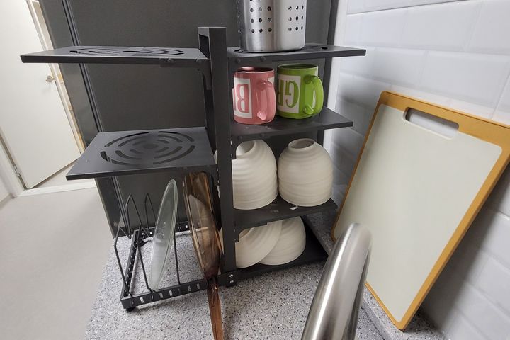 Neat and cozy, just like an apartment. 9th image